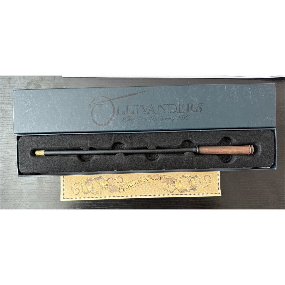 Ollivanders Interactive Hawthorn 6 Wand Harry Potter Universal Studios Box Map
